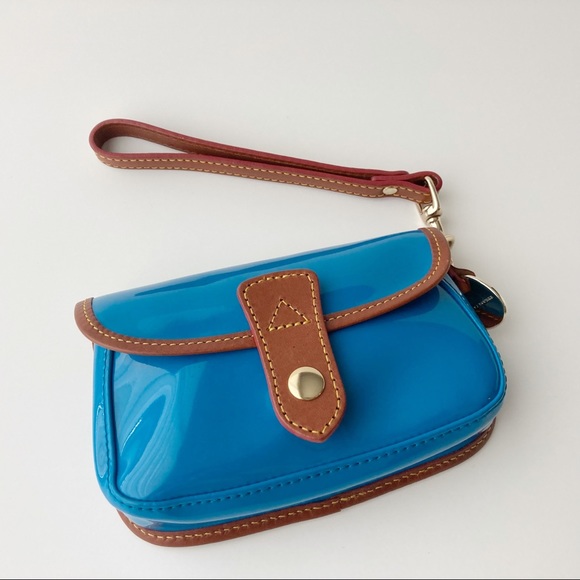Dooney & Bourke Patent Wristlet - Picture 2 of 9